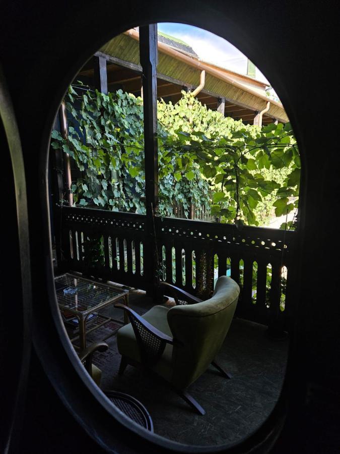 Local Hotel Tbilisi Zewnętrze zdjęcie