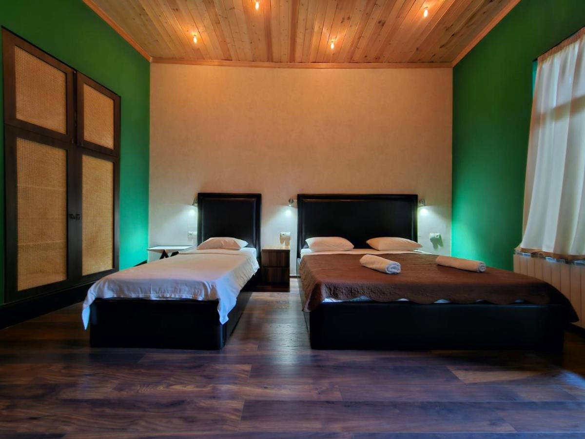 Local Hotel Tbilisi Zewnętrze zdjęcie